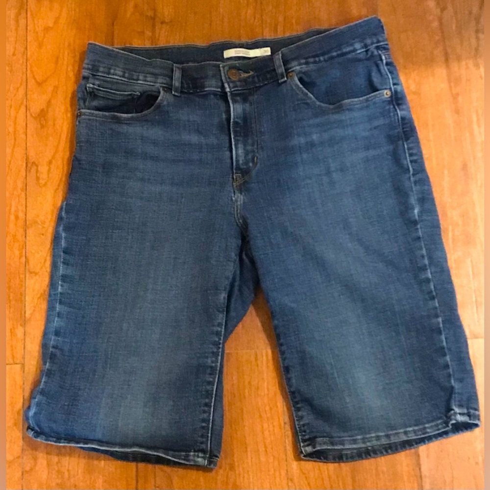 Levi's Blue Bermuda Shorts Classic Denim Style